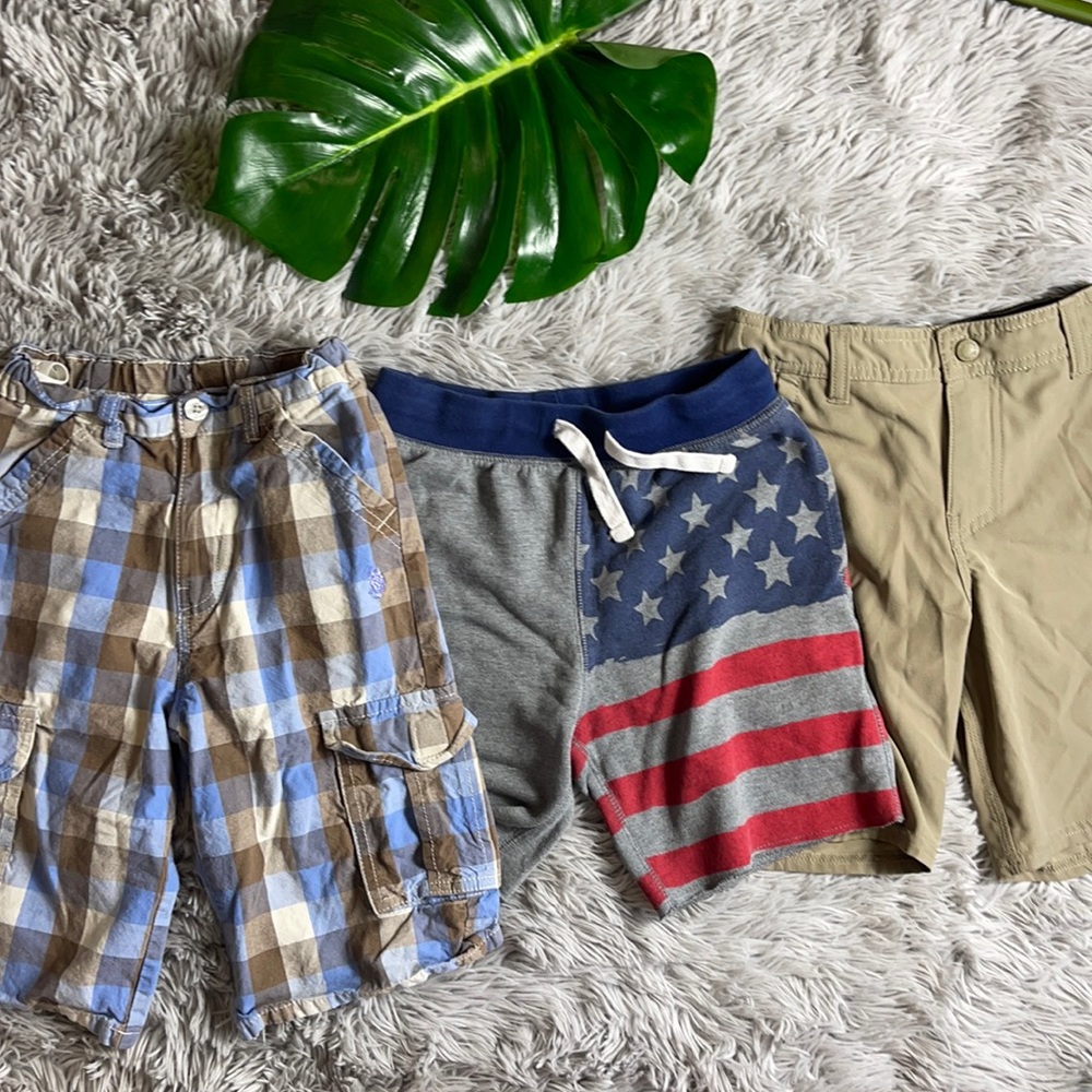 Boys shorts bundle size 6